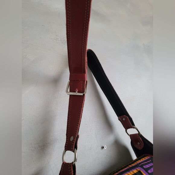 Carriel Crossbody Handbag RedColor/Colorful Cloth Material 10x9 - Picture 4 of 13